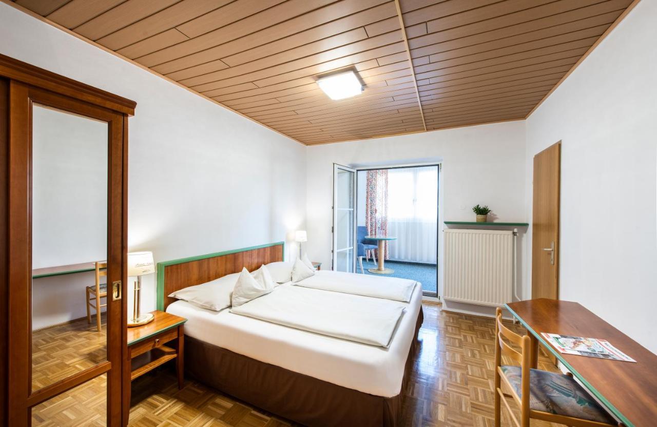 Hotel Altneudoerflerhof 바트래드커스스부르크 외부 사진