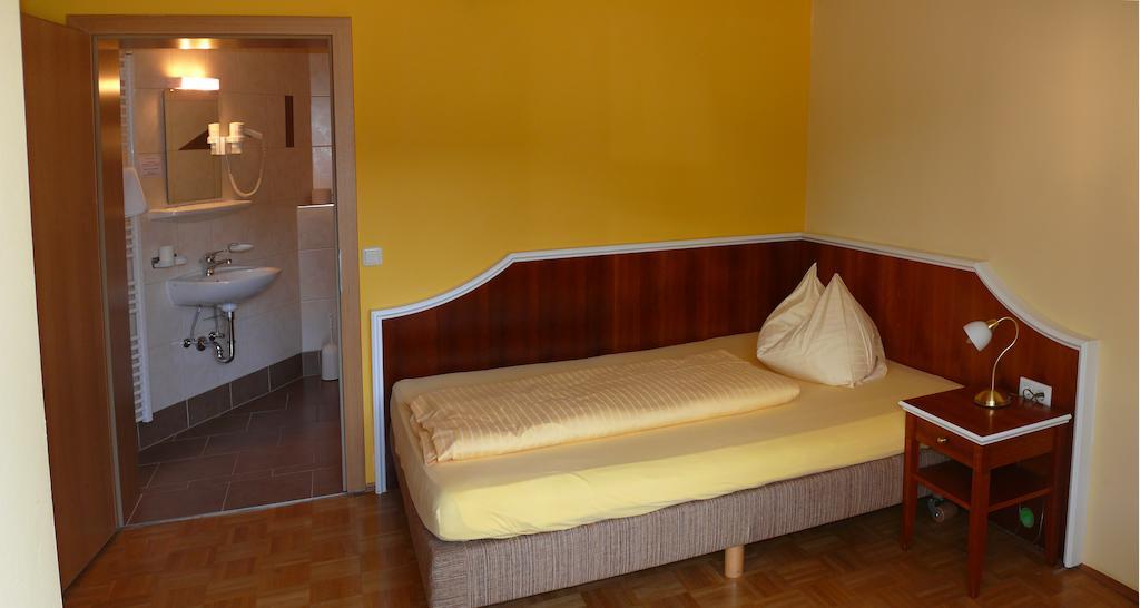 Hotel Altneudoerflerhof 바트래드커스스부르크 객실 사진